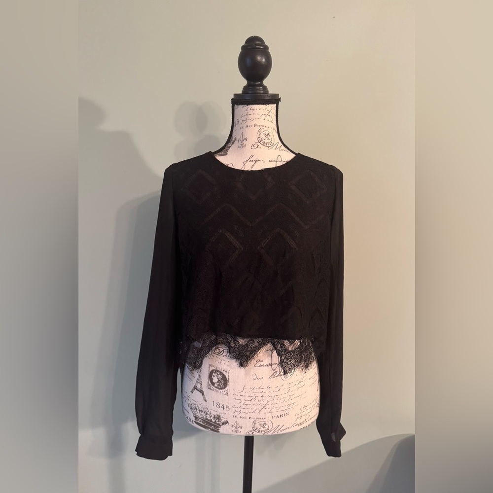 Chloe K Black Lace Sheer Long Sleeve Cropped Blouse Juniors Size XL